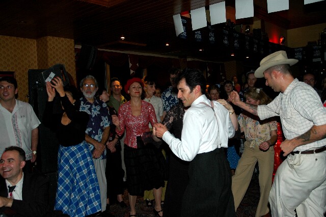 min 2005 11 27 riot 466